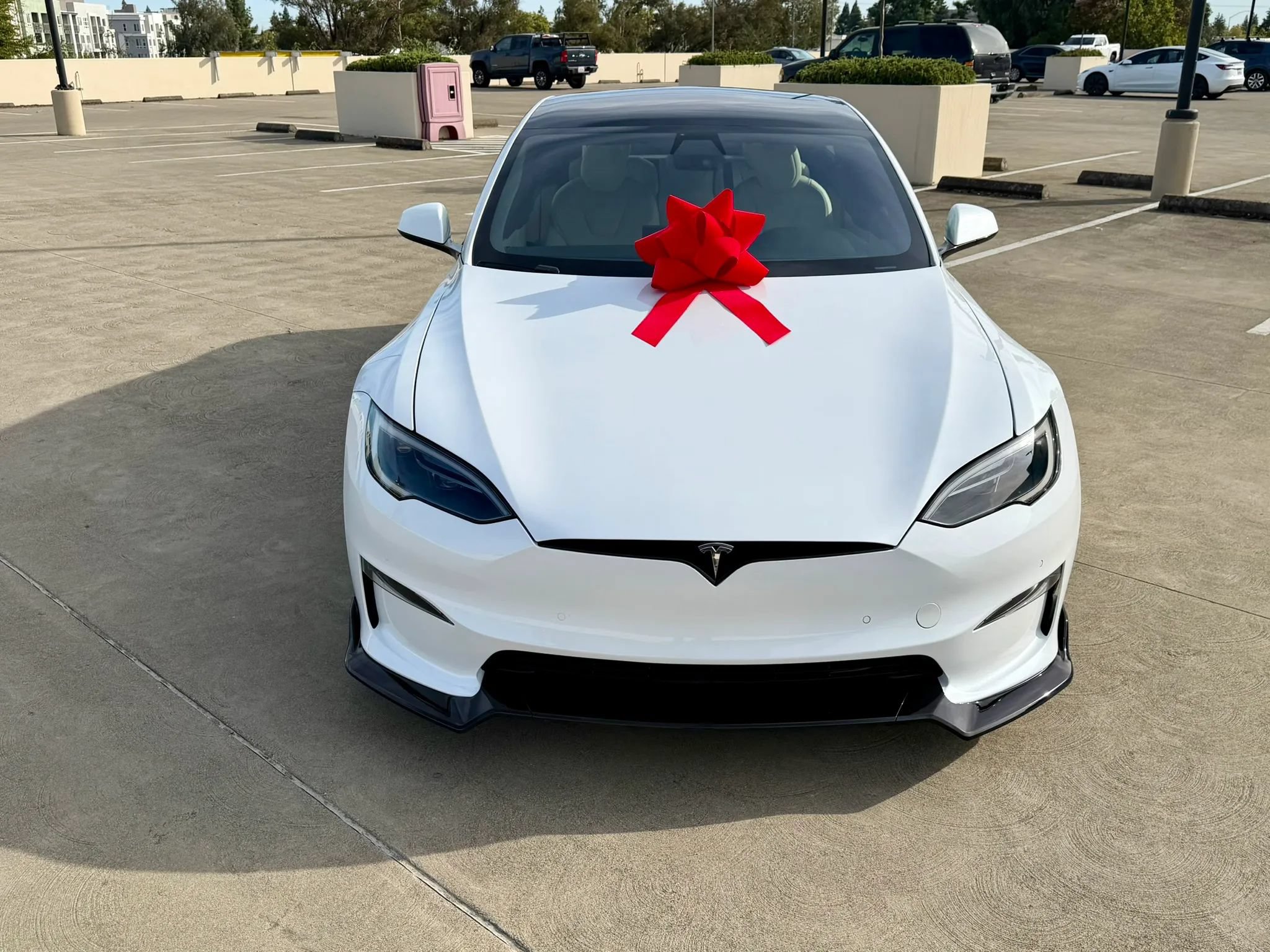 Used 2022 Tesla Model S Standard Range AWD/4WD image 25
