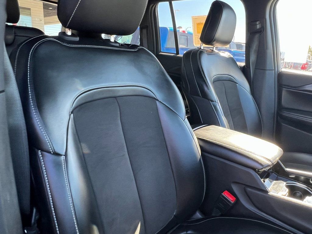 Certified 2023 Jeep Grand Cherokee Altitude image 16