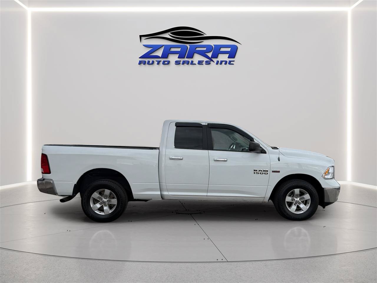 Used 2014 RAM 1500 Classic SLT AWD/4WD image 8