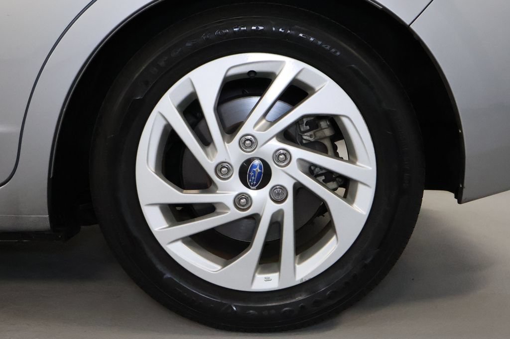 Used 2024 Subaru Impreza 2.0i AWD/4WD image 32