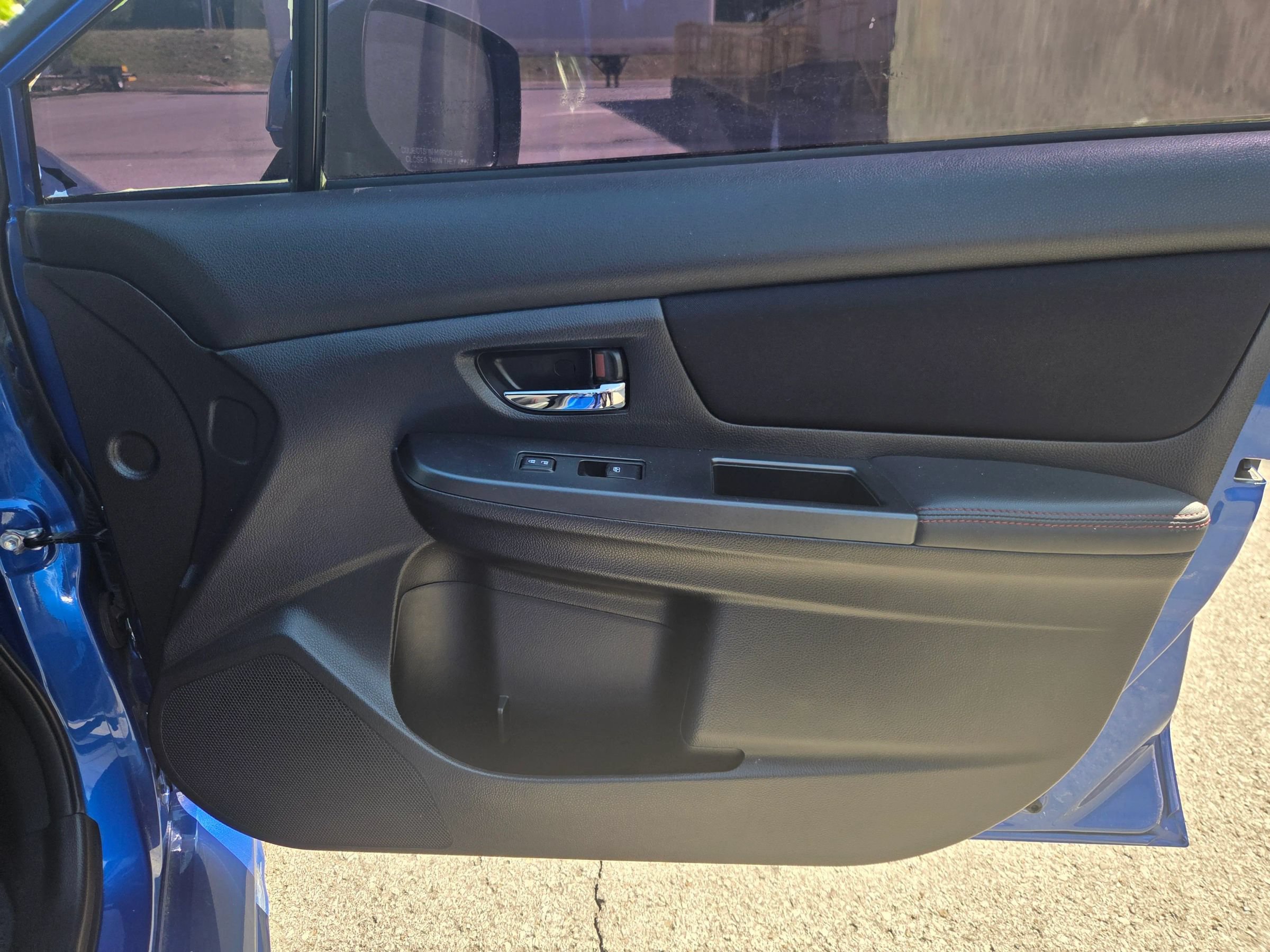Used 2015 Subaru WRX AWD/4WD image 17