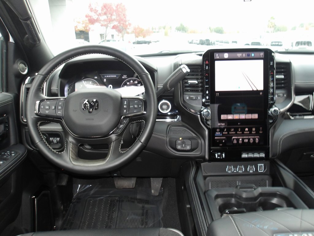 Used 2025 RAM 3500 Limited image 13