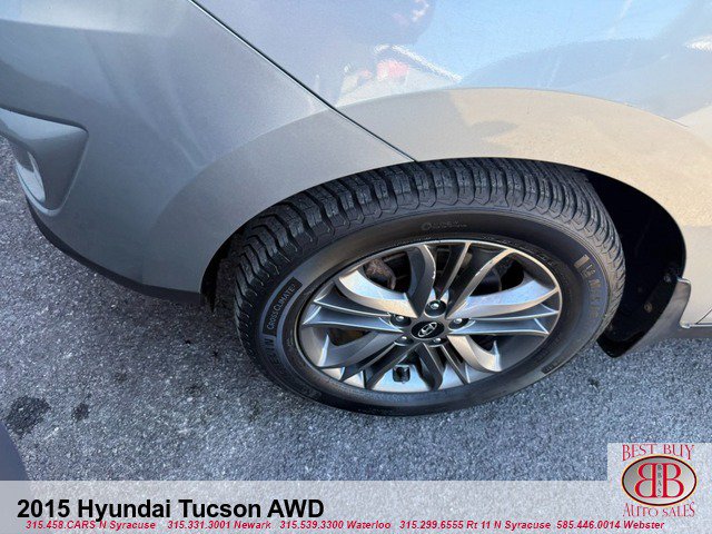 Used 2015 Hyundai Tucson SE AWD/4WD image 9