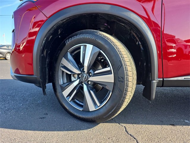 Used 2024 Nissan Rogue SL image 46