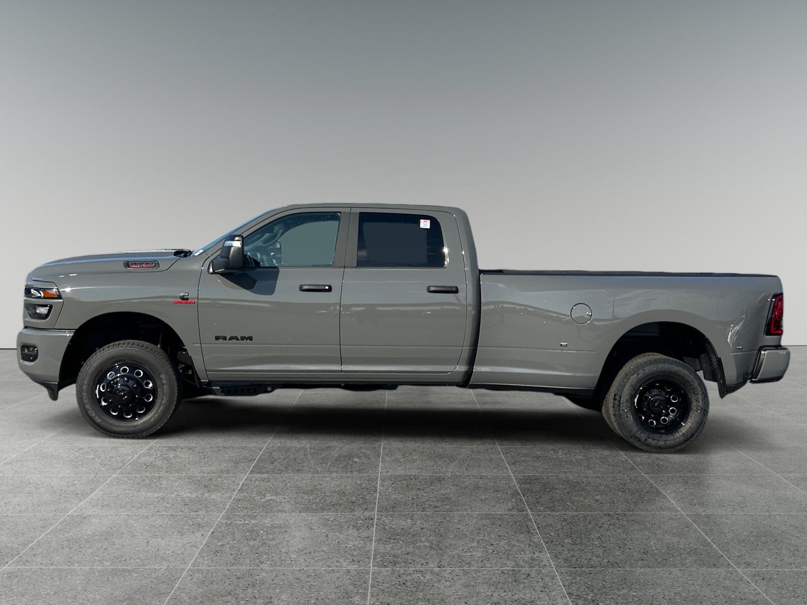 New 2026 RAM 3500 Big Horn AWD/4WD image 2