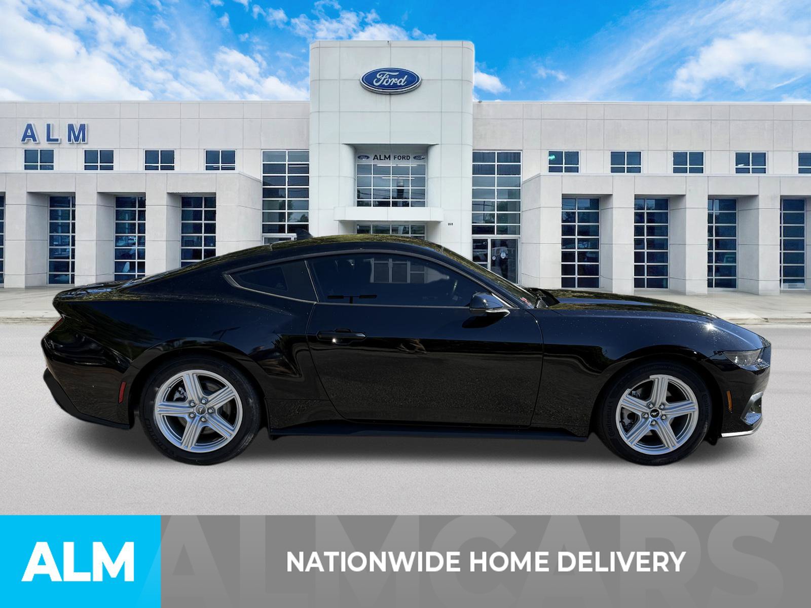 Used 2026 Ford Mustang Premium RWD image 4