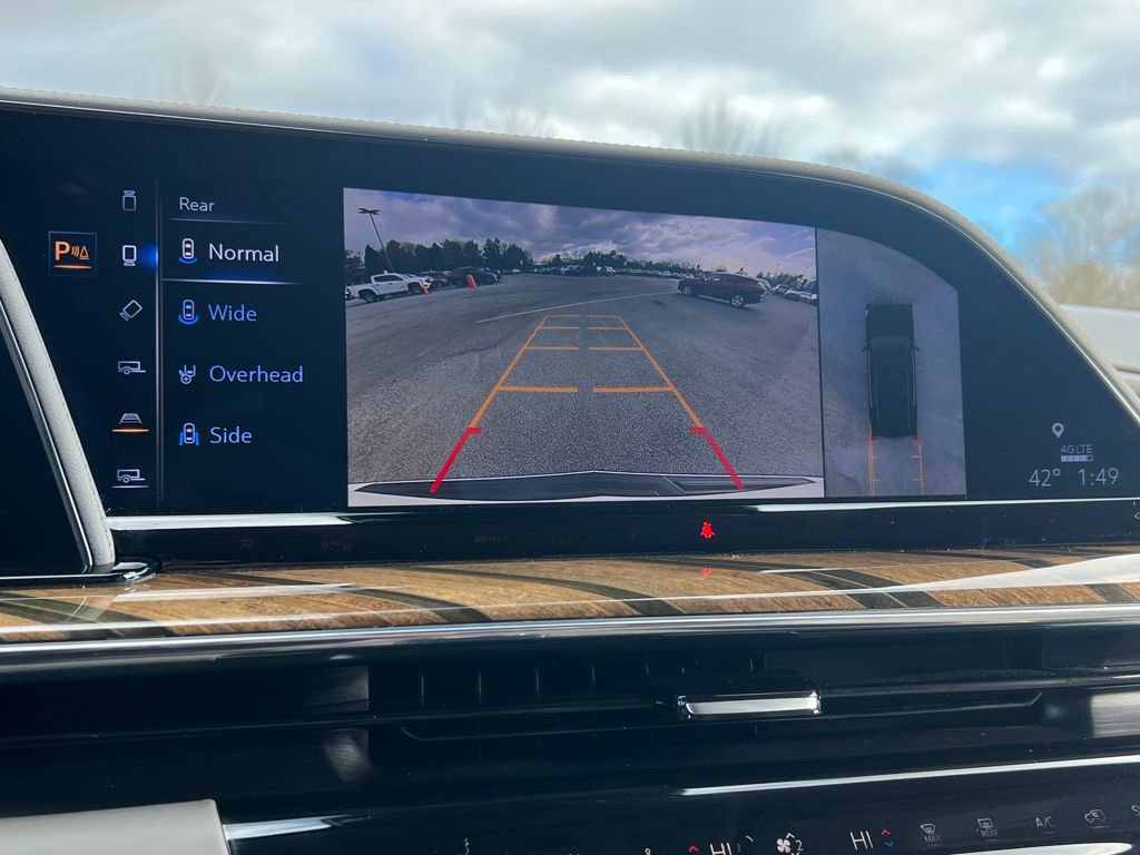 Used 2022 Cadillac Escalade Premium Luxury Platinum image 35