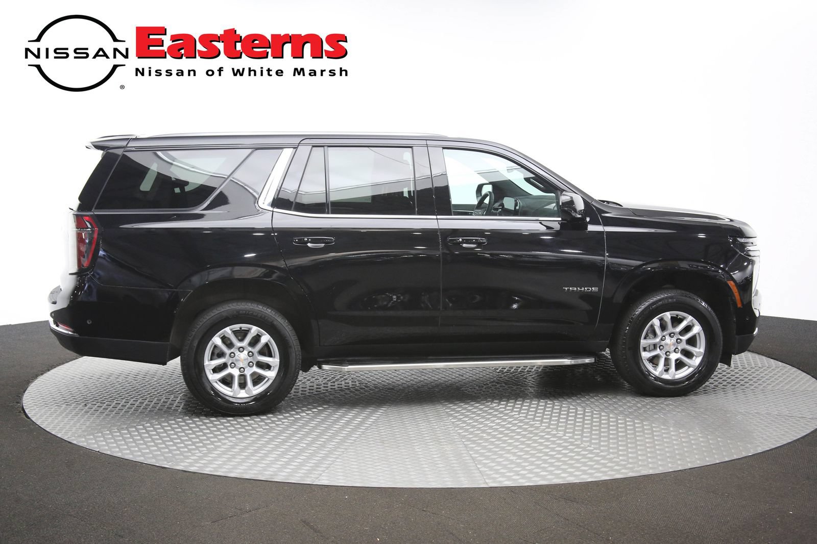 Used 2025 Chevrolet Tahoe LT AWD/4WD image 46
