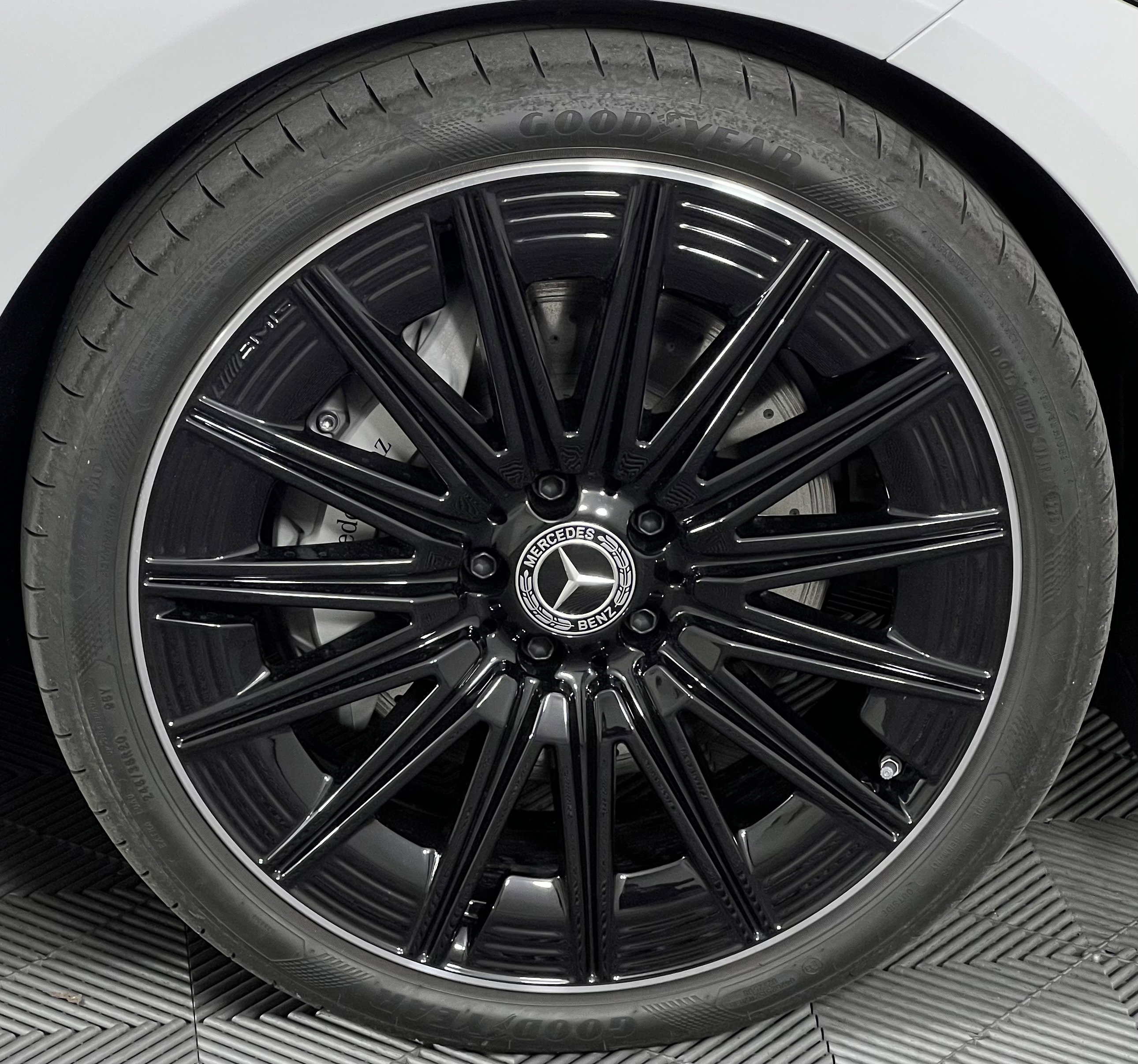 New 2026 Mercedes-Benz CLE 300 4MATIC Coupe image 15