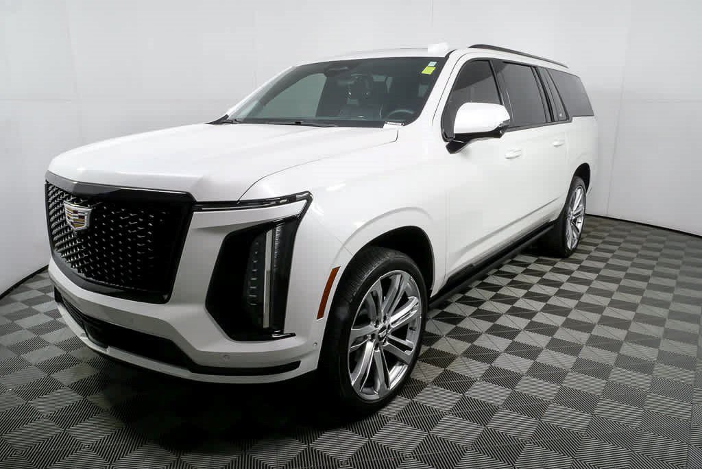 Certified 2025 Cadillac Escalade ESV Sport Platinum AWD/4WD image 1