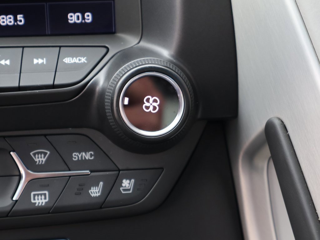 Used 2015 Chevrolet Corvette Stingray Coupe w/ 3LT Preferred Equipment Group image 29