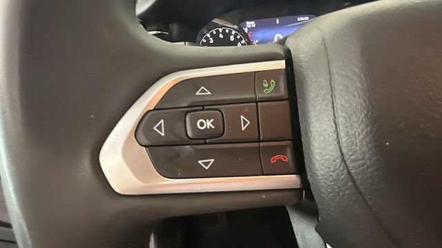 Used 2022 Jeep Compass Latitude FWD image 15