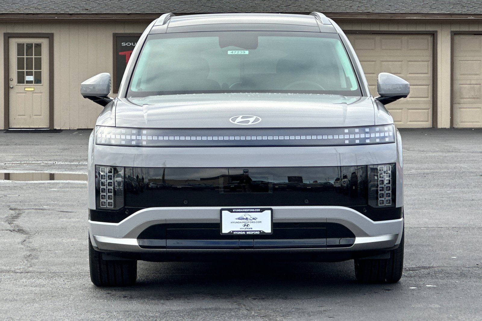 New 2026 Hyundai Ioniq 9 Calligraphy image 9