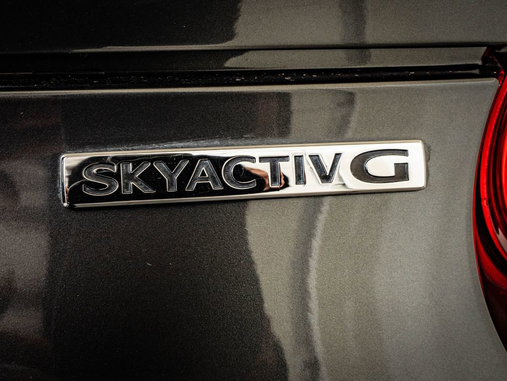 Used 2024 MAZDA MX-5 Miata RF Grand Touring RWD image 17