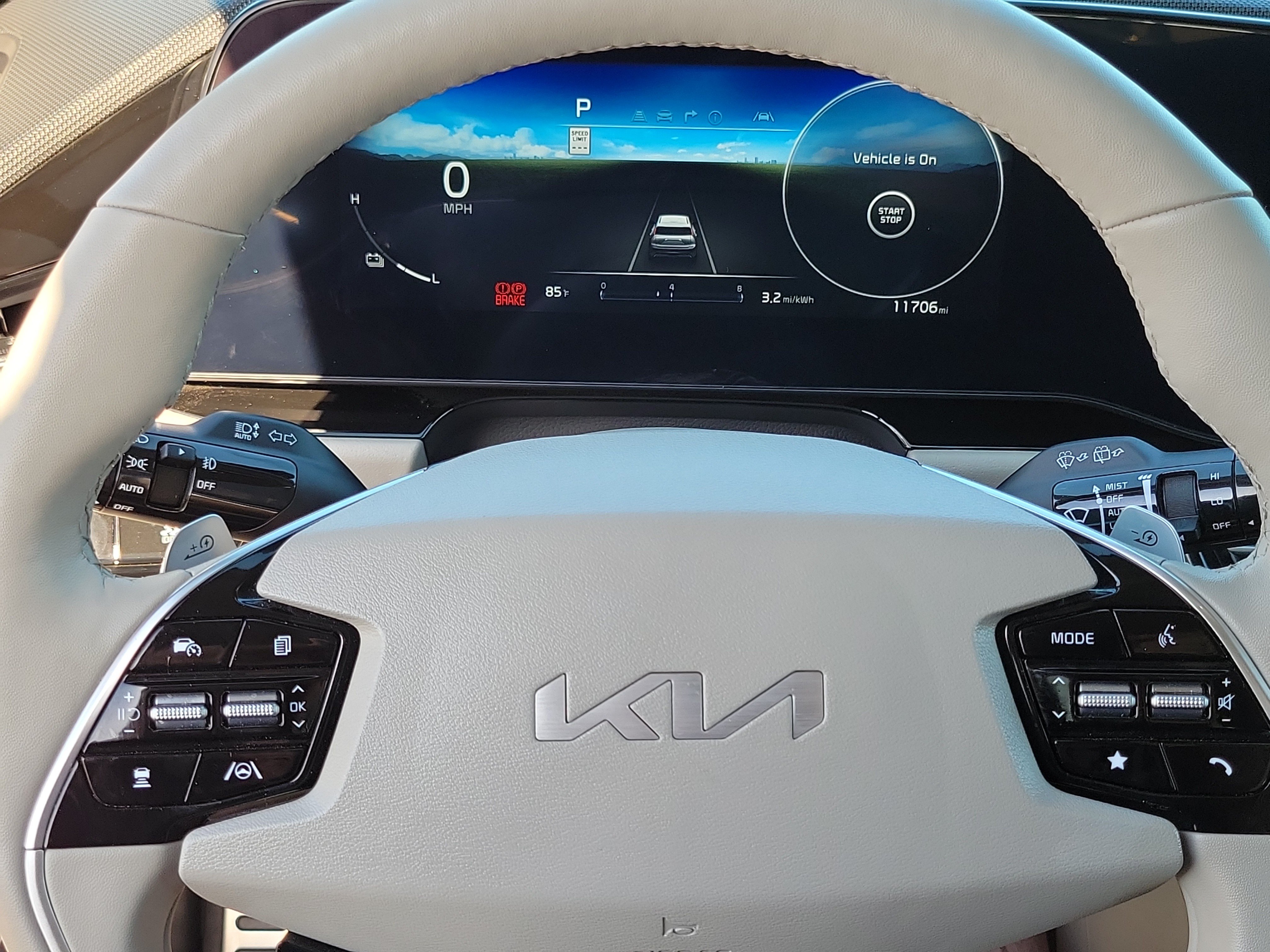 Used 2024 Kia Niro Wave w/ Wave Preserve Package FWD image 12