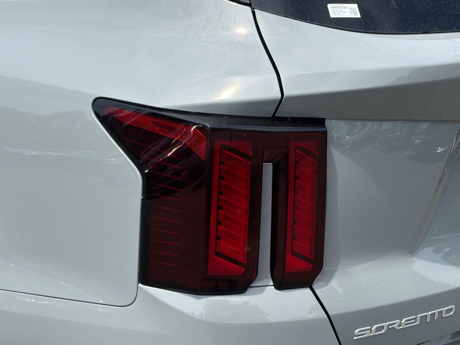 New 2026 Kia Sorento S FWD image 17