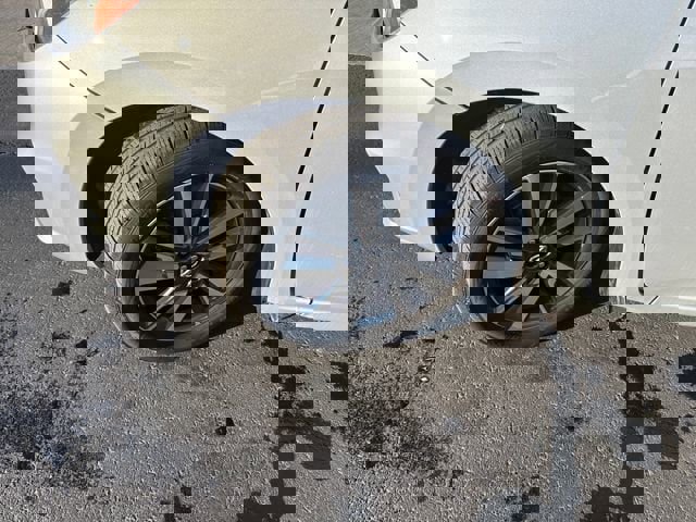 Used 2021 Nissan Versa SV image 25