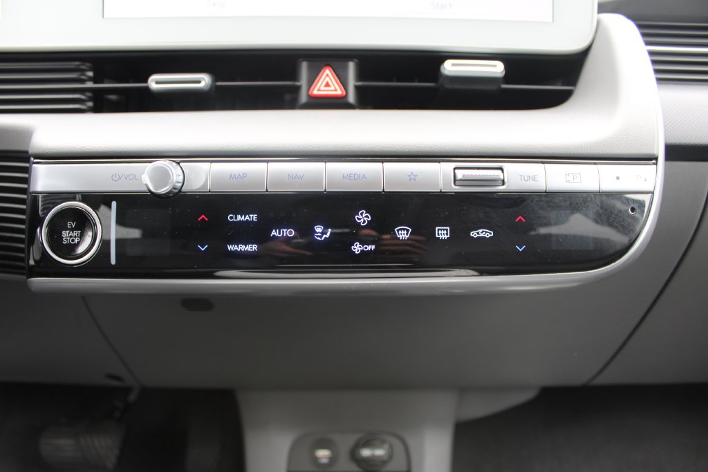 Used 2024 Hyundai Ioniq 5 SEL AWD/4WD image 21