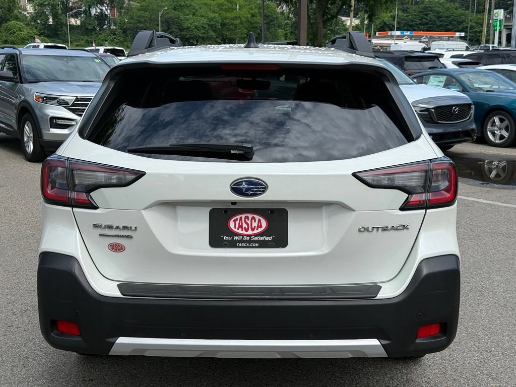 Used 2023 Subaru Outback Limited AWD/4WD image 9