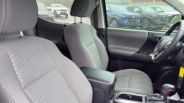Used 2022 Toyota Tacoma SR5 image 28