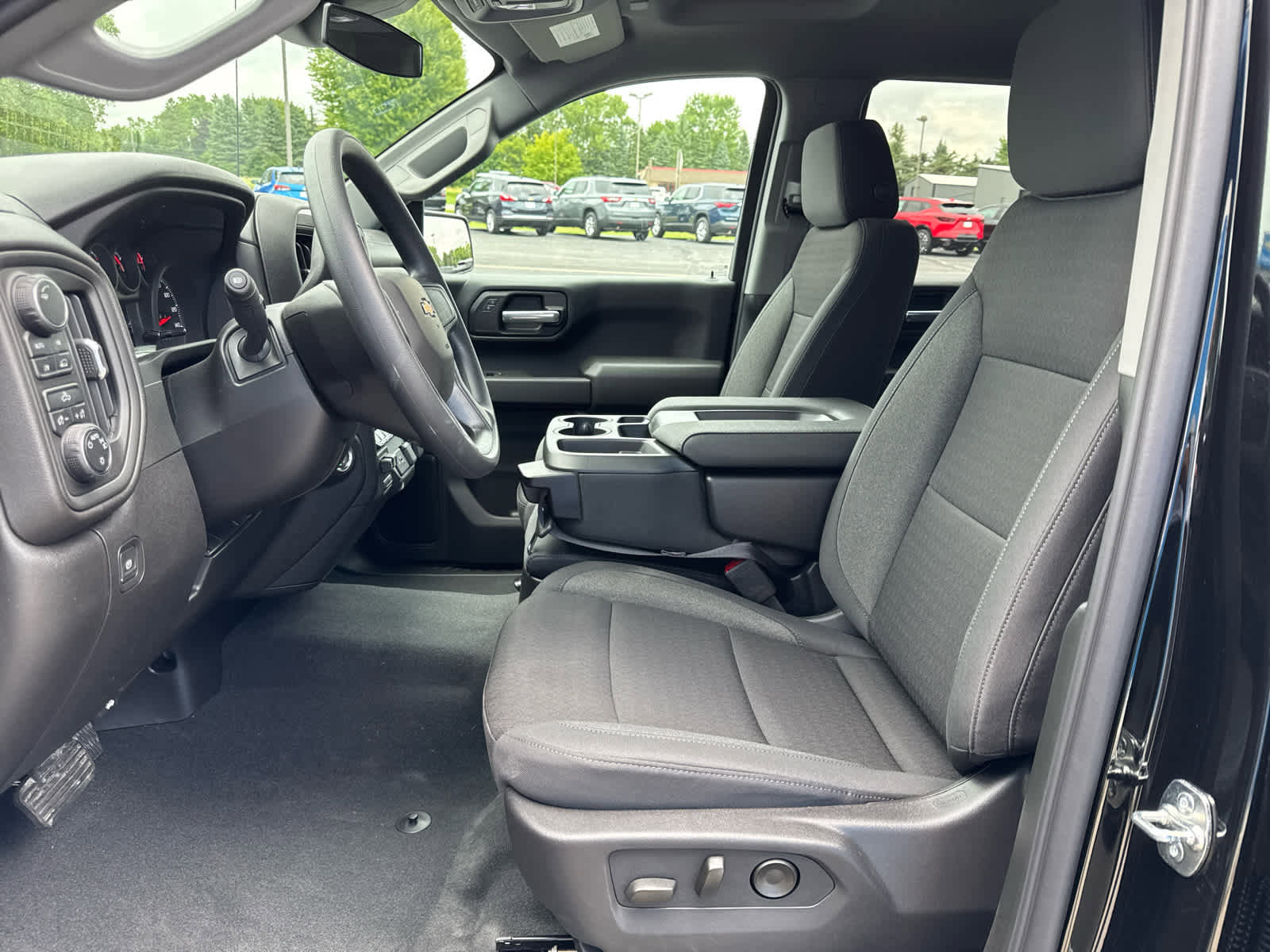 New 2026 Chevrolet Silverado 1500 Custom w/ Turbomax Blackout Package image 17