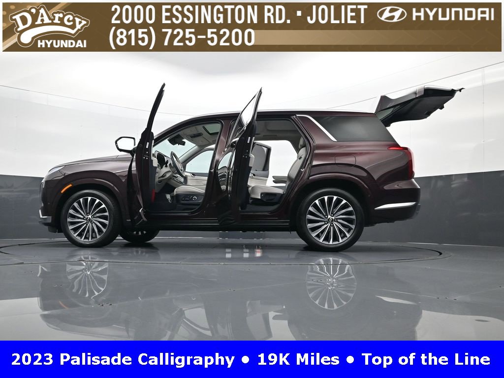 Used 2023 Hyundai Palisade Calligraphy image 35