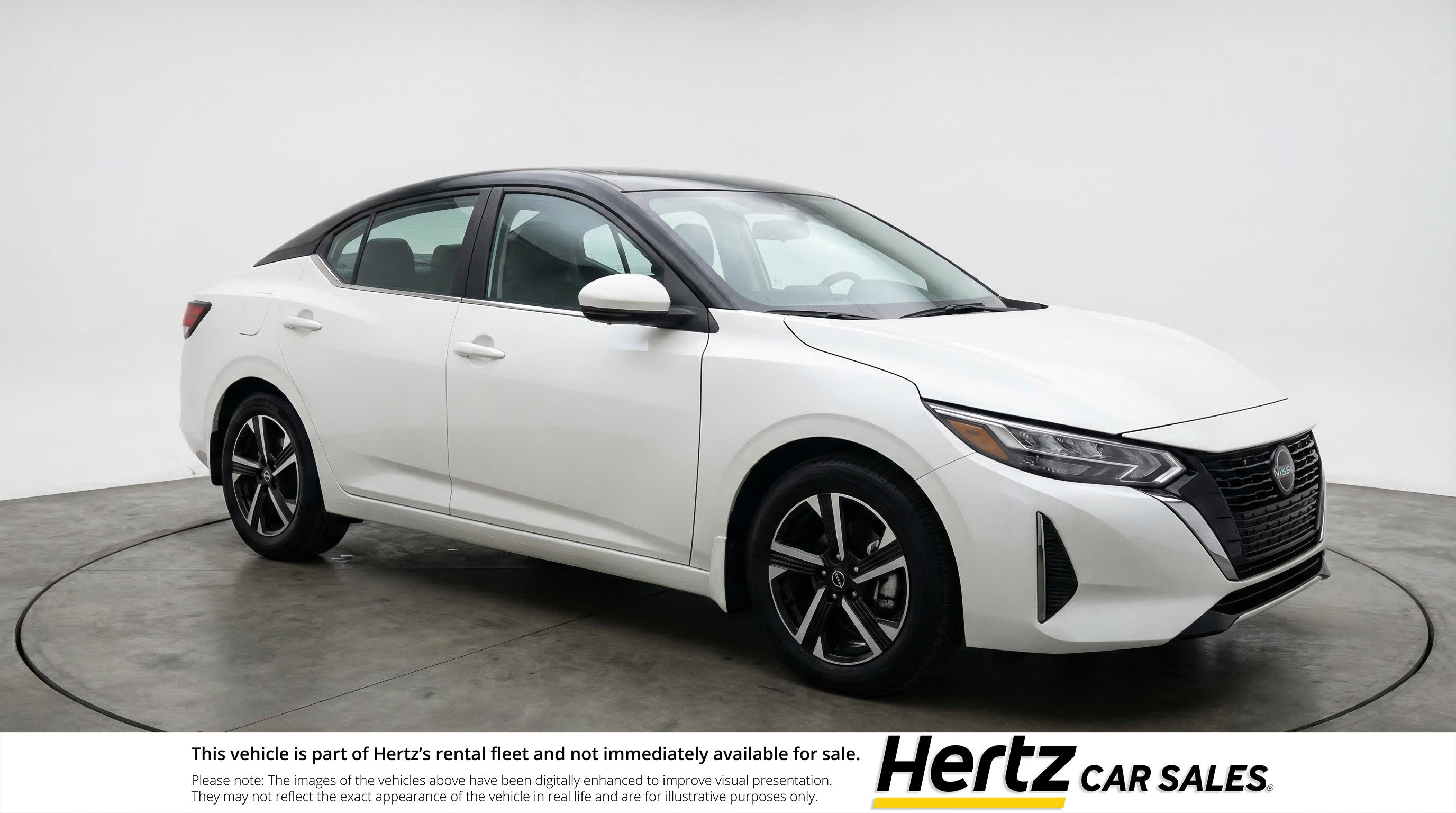 Used 2025 Nissan Sentra SV image 1