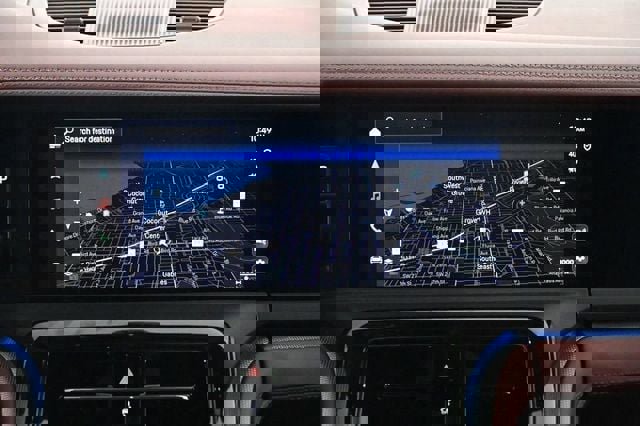 Certified 2024 Porsche Panamera 4 image 13