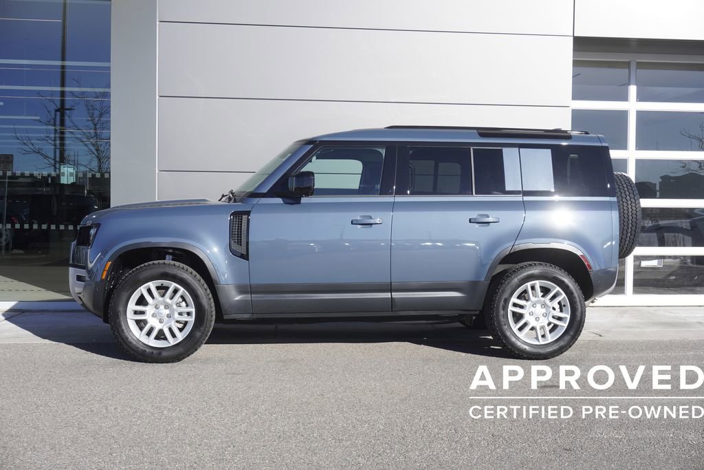 Used 2025 Land Rover Defender 110 S image 8