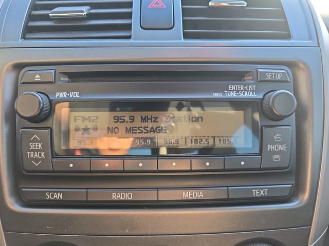 Used 2012 Toyota Corolla S image 20