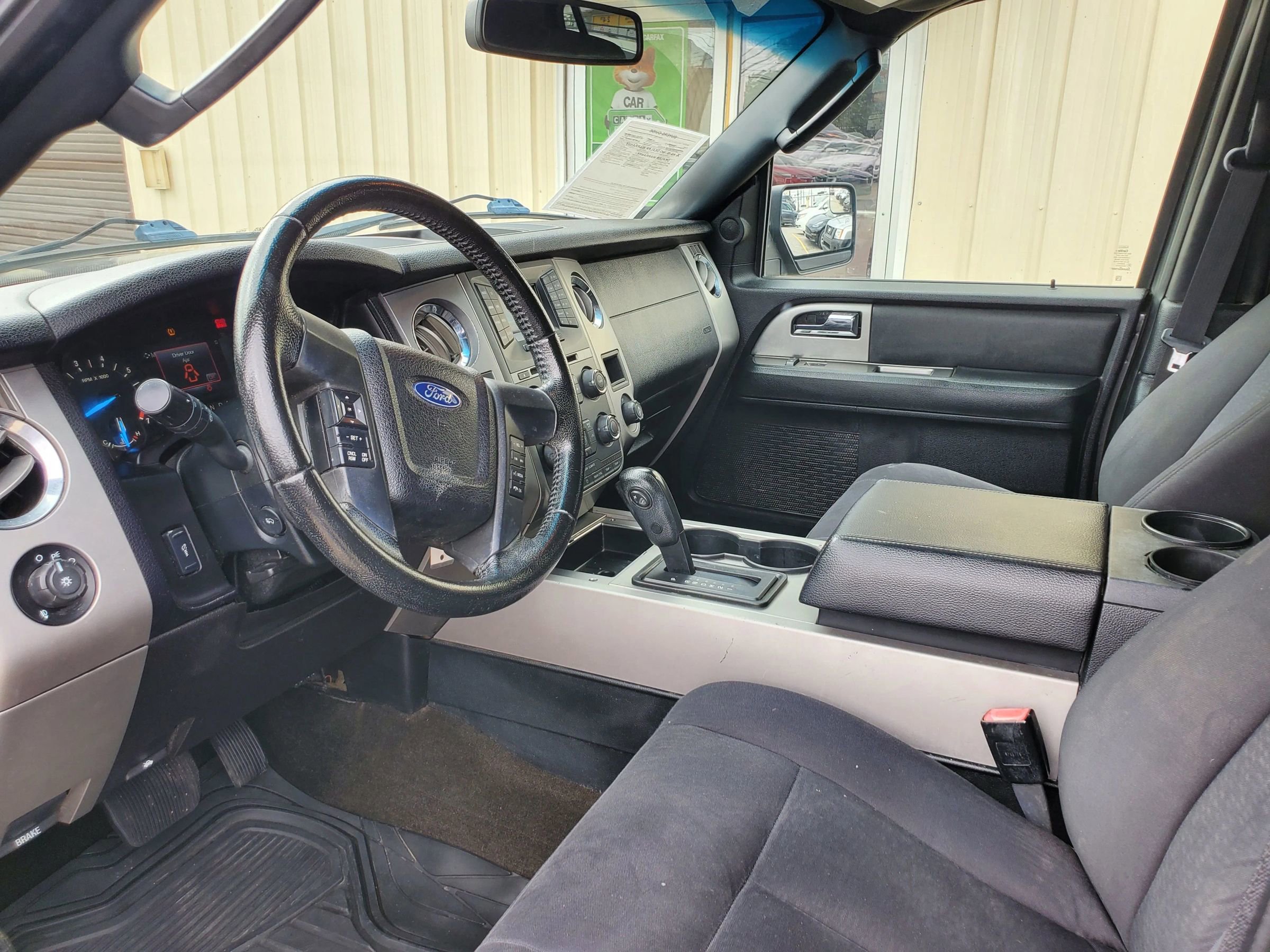 Used 2017 Ford Expedition EL XLT image 25