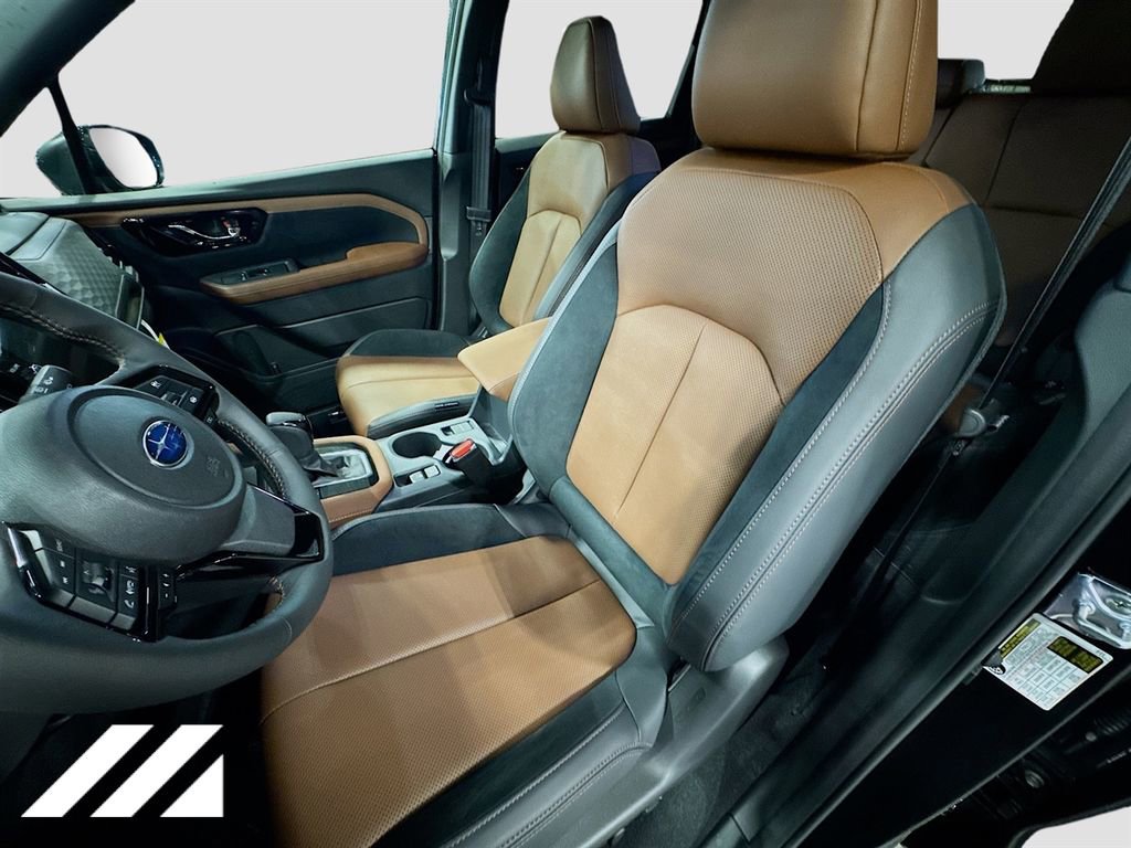 Used 2025 Subaru Forester Touring image 22