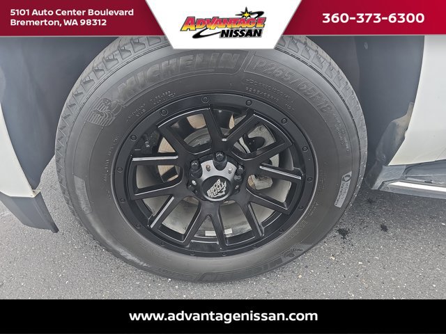 Used 2018 GMC Yukon SLE image 32