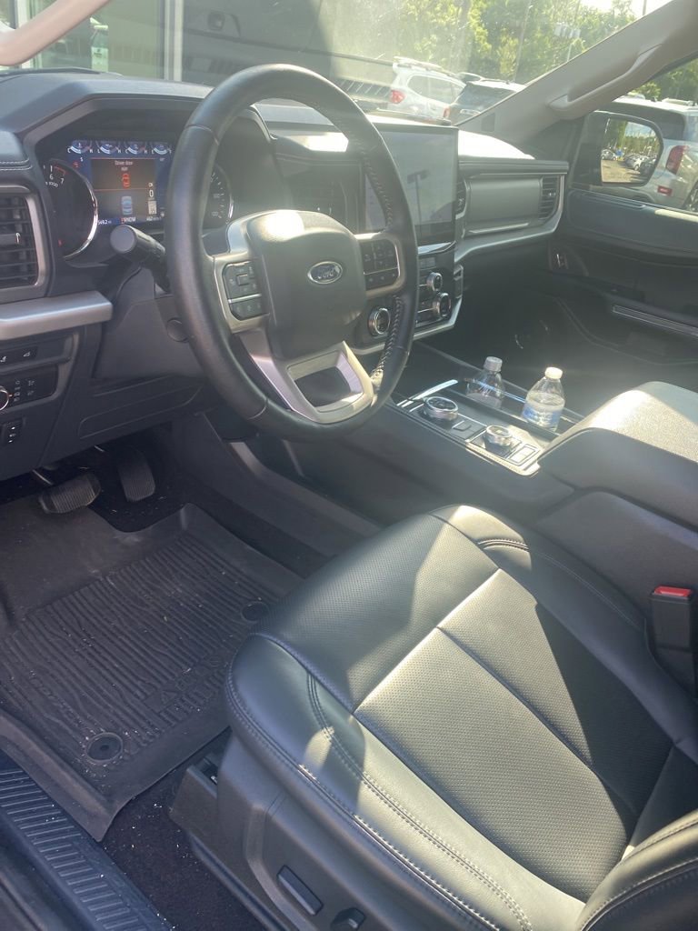Used 2022 Ford Expedition Max XLT AWD/4WD image 10