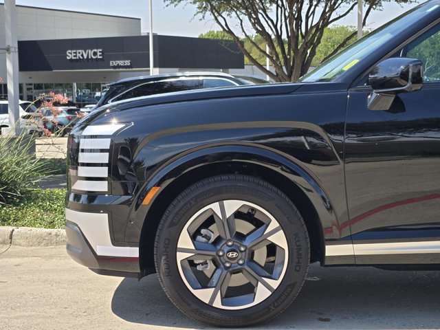 Certified 2026 Hyundai Palisade Limited AWD/4WD image 10