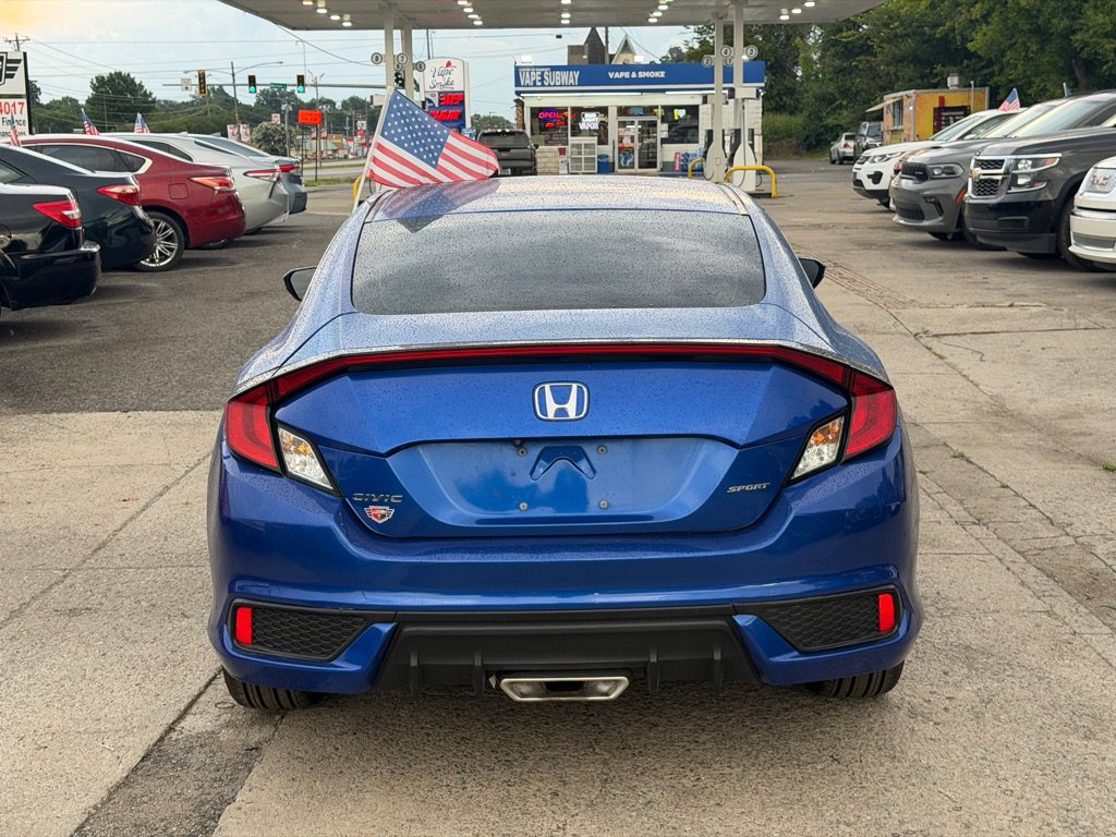 Used 2019 Honda Civic Sport image 6