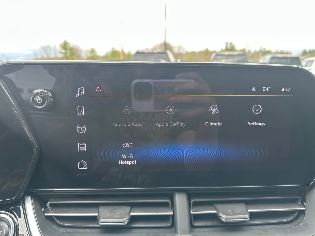 Used 2024 Chevrolet Trax RS w/ Sunroof Package image 19