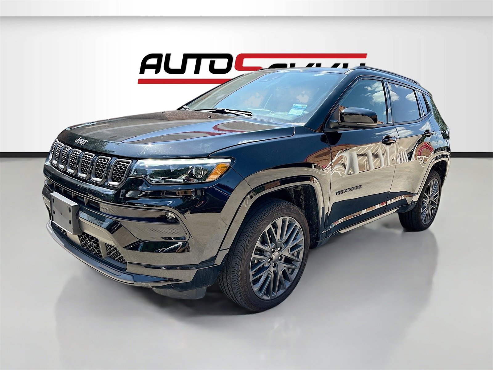 Used 2023 Jeep Compass High Altitude image 3