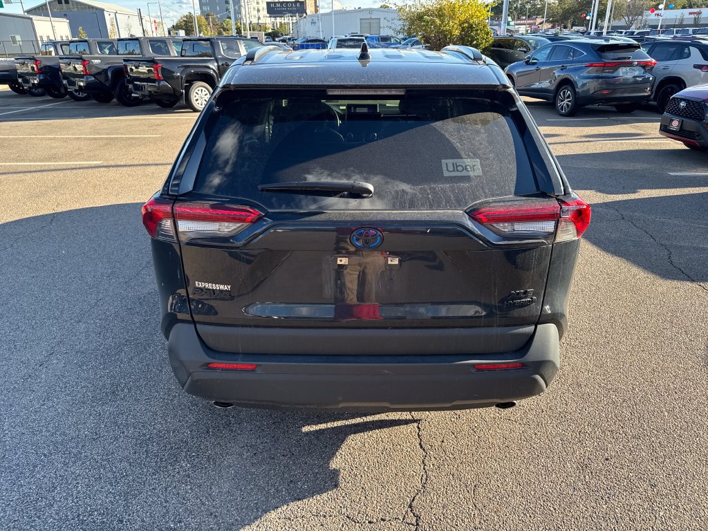 Used 2023 Toyota RAV4 XLE w/ Convenience Package AWD/4WD image 6