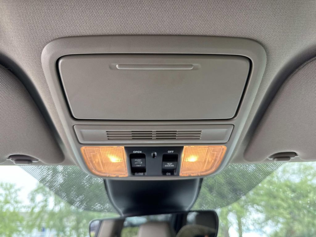 Used 2024 Honda Odyssey EX-L image 47