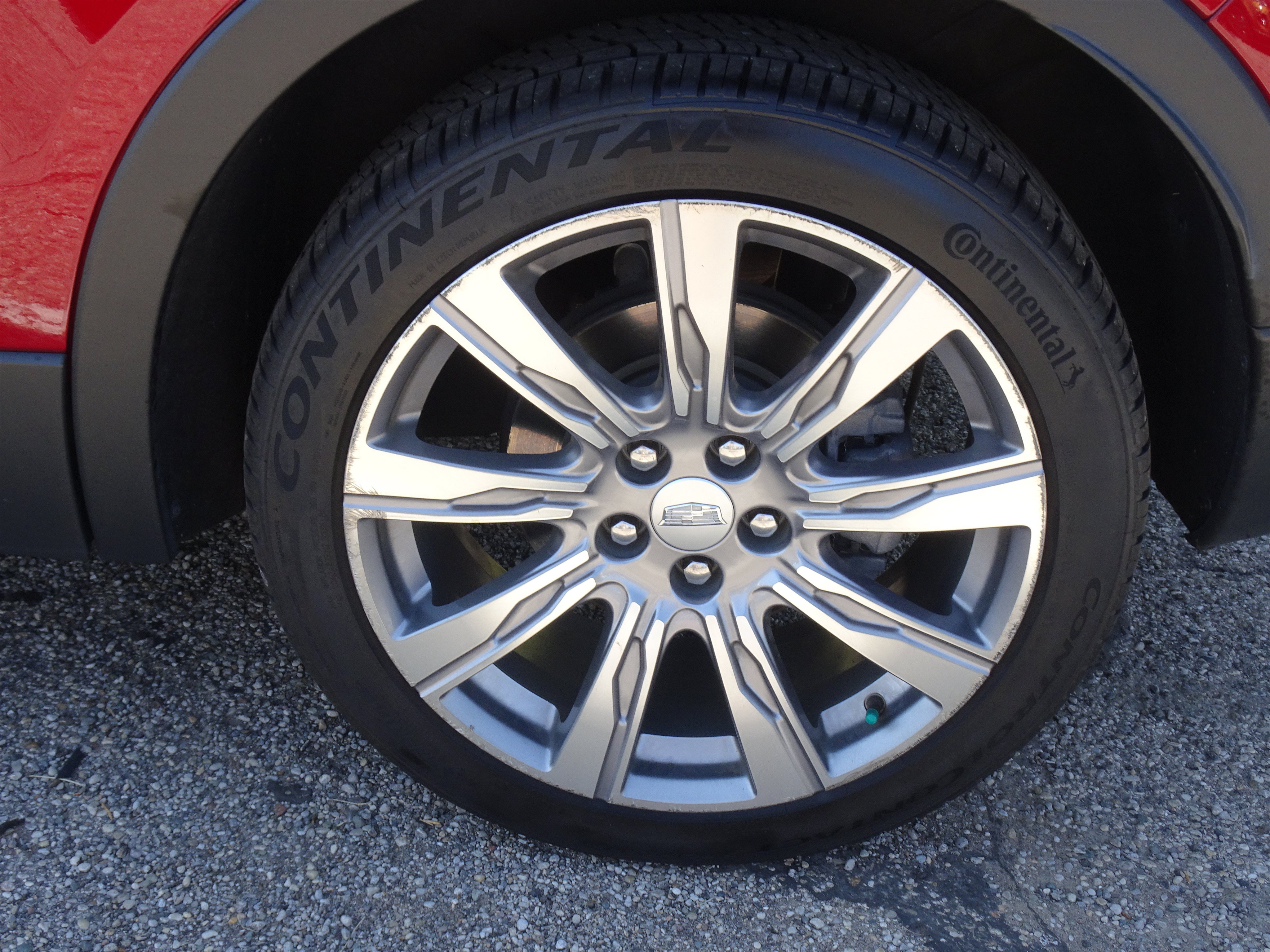 Used 2019 Cadillac XT4 Premium Luxury FWD image 10