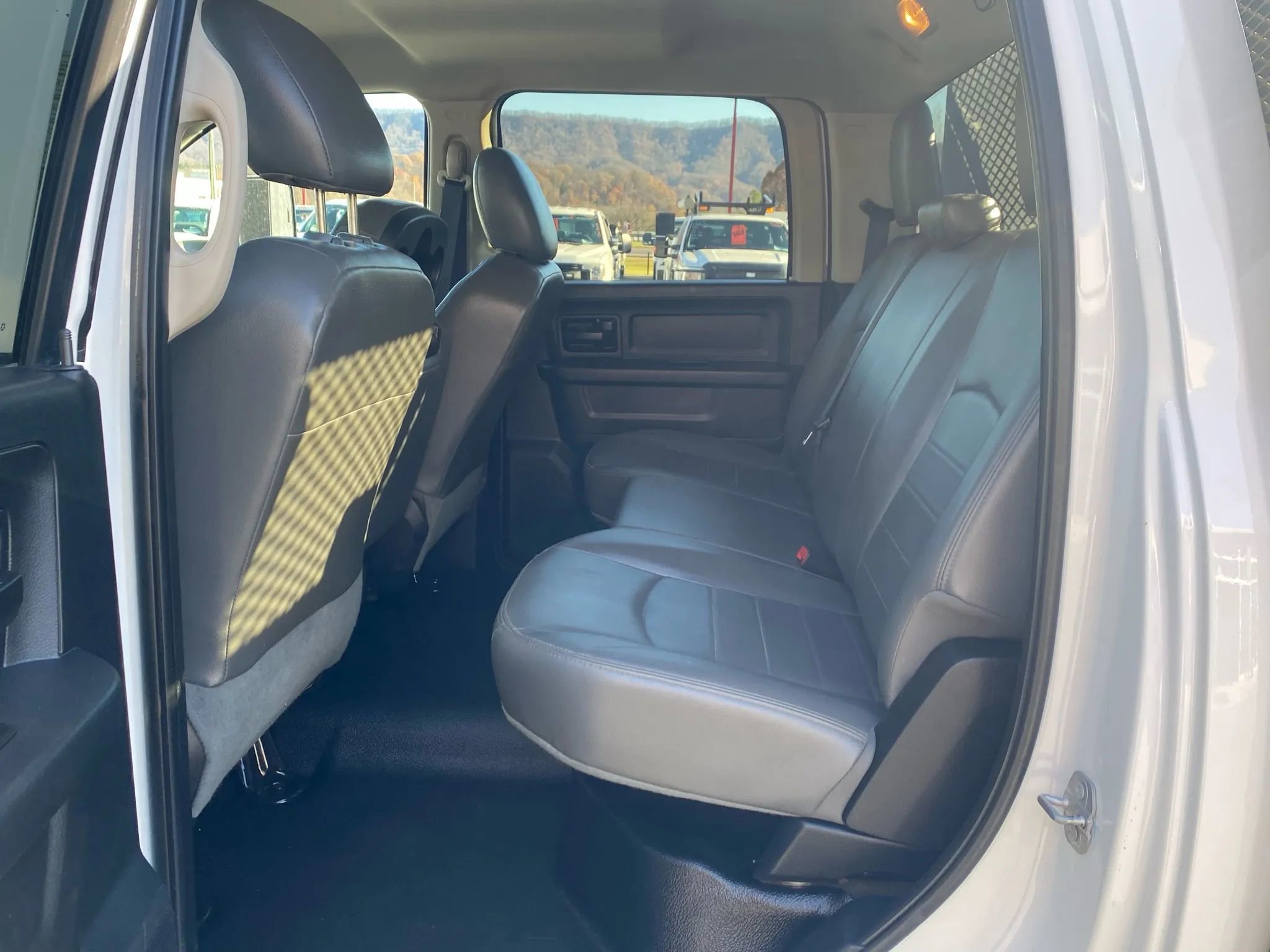 Used 2016 RAM 4500 Tradesman AWD/4WD image 28