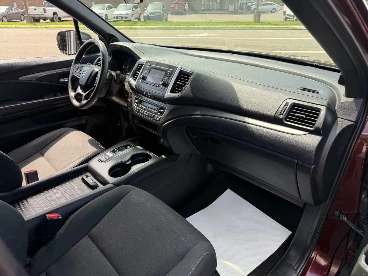 Used 2019 Honda Passport Sport image 19