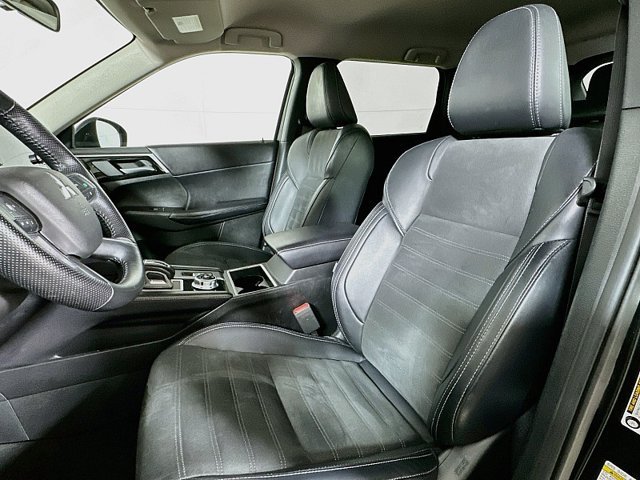 Used 2024 Mitsubishi Outlander SE AWD/4WD image 11