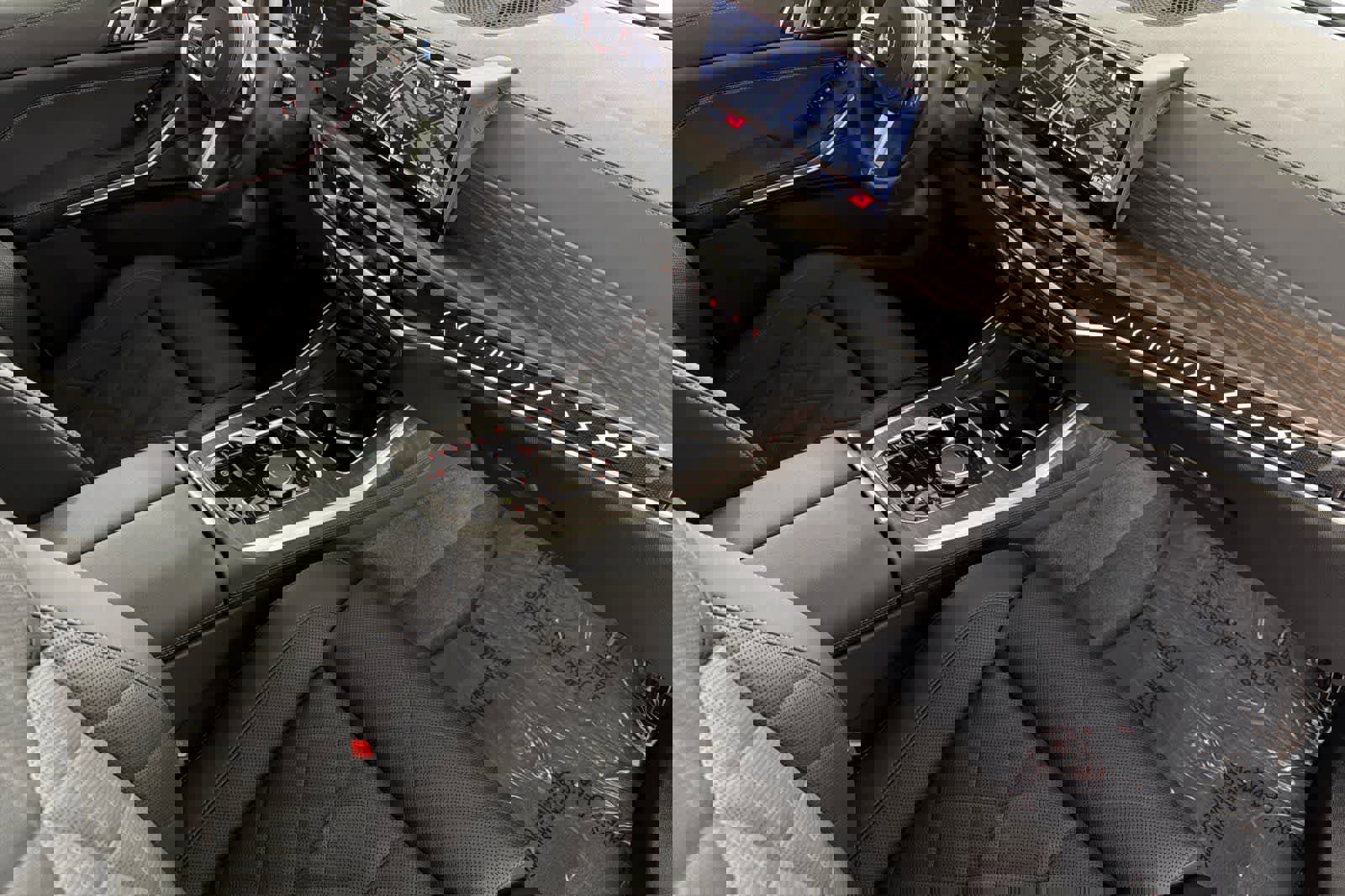 Used 2026 BMW X7 xDrive40i w/ M Sport Package image 16