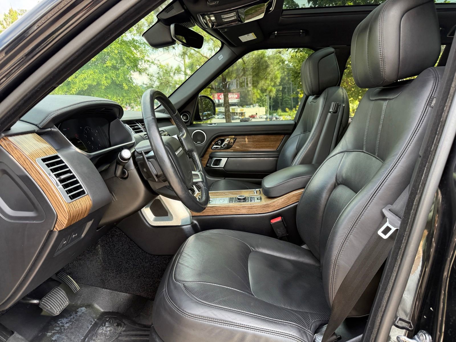 Used 2019 Land Rover Range Rover HSE AWD/4WD image 36