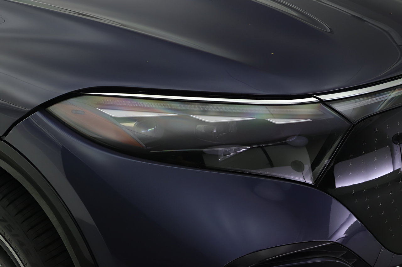 Certified 2023 Mercedes-Benz EQS 580 4MATIC SUV image 25