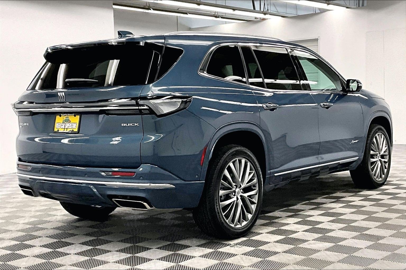 Used 2025 Buick Enclave Avenir w/ Super Cruise Package AWD/4WD image 12