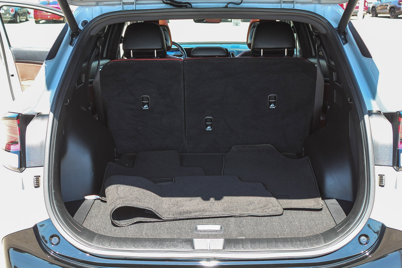 Used 2023 Kia Sportage SX image 27