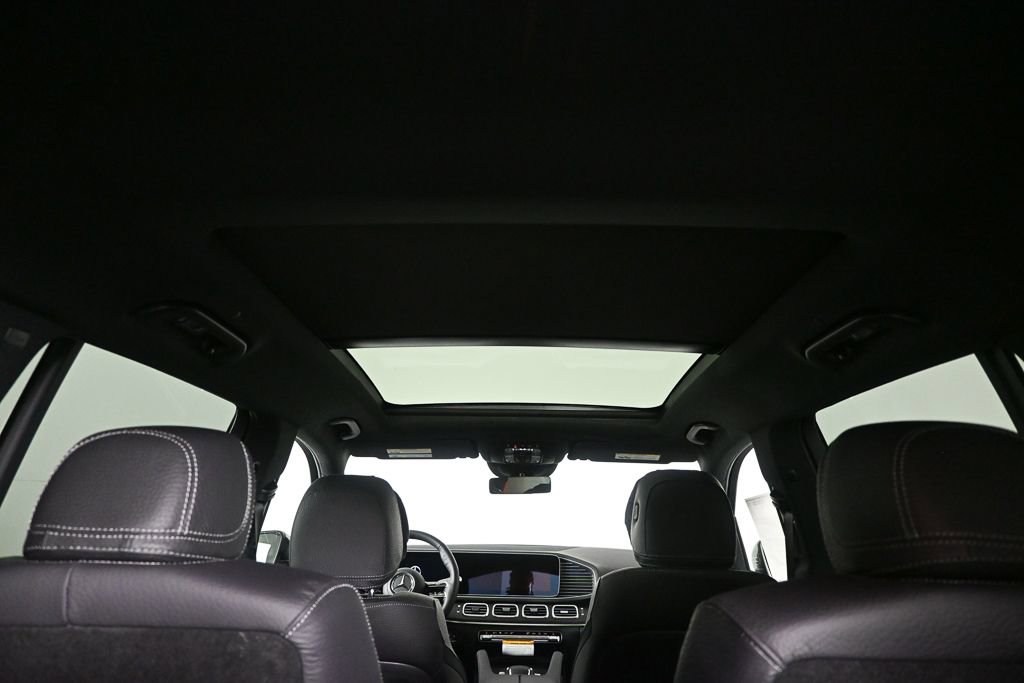 New 2026 Mercedes-Benz GLS 450 4MATIC image 19